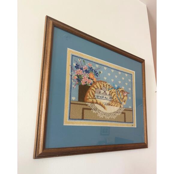 Framed Vintage Needlepoint Tabby Cat wBlue Ribbon Cottagecore Heart Design - Picture 3 of 5